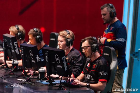 WE官方：与主教练chengz正式解约，恢复自由人身份