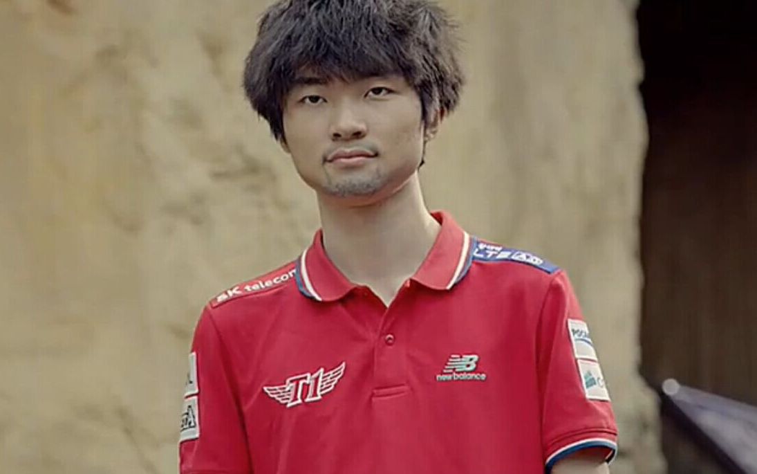 B8 从 NAVI 收购 npl